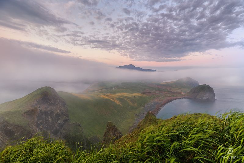 кунашир, курилы, курильские острова, пейзаж Туманное утро на о. Кунашире фото превью