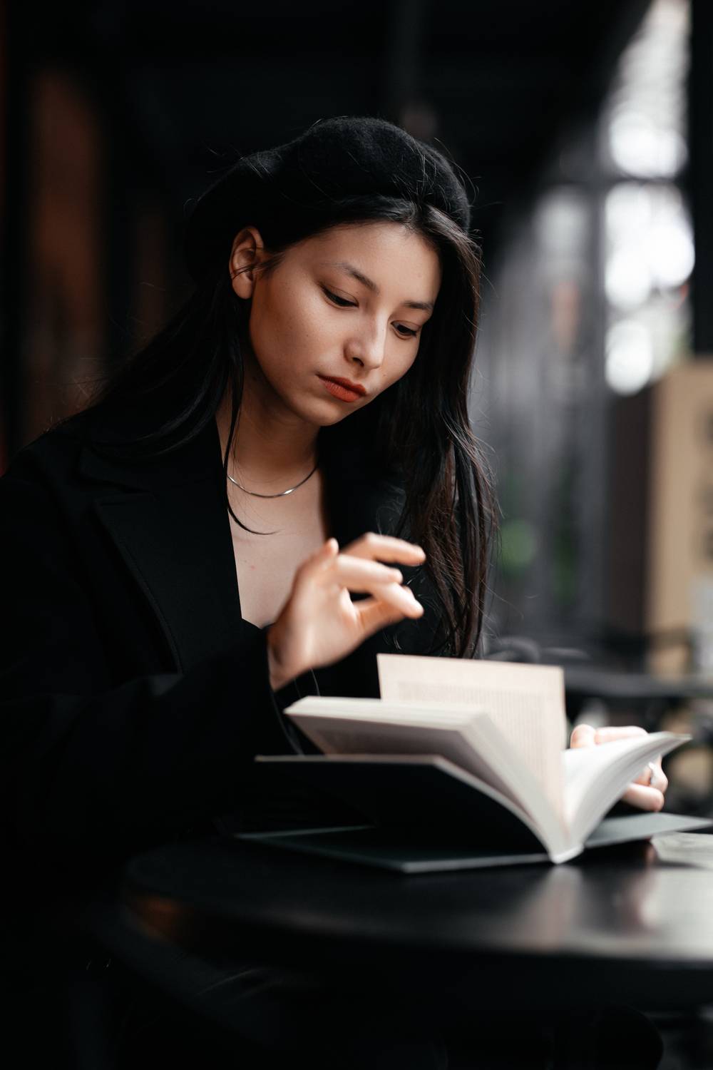 молодая девушка, городской стиль, дворы, на открытом воздухе, Алексей Плешков