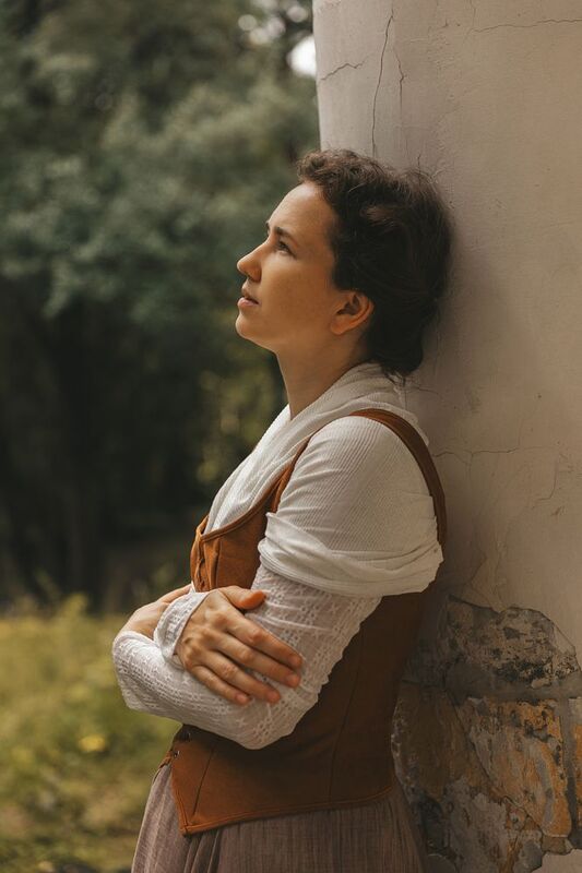 woman outlander Clare history Scotland Clare фото превью