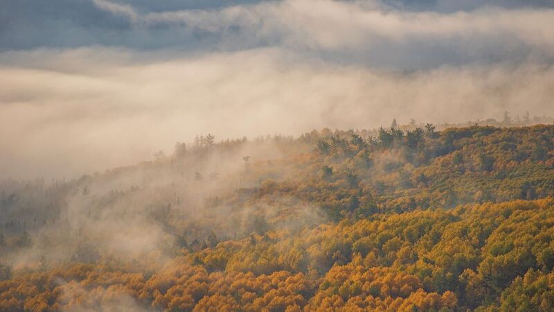мана, красноярск, утро, восход, туман, краски, осень, горы, тайга, золото, долина, скалы Магия фото превью