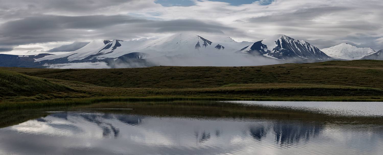 алтай, укок, озеро, утро, облака, горы, снег, Игорь Токарев