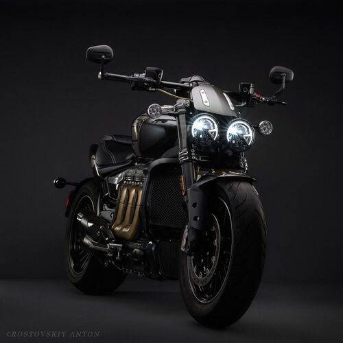 Triumph Rocket 3 TFS. Рекламная фотосъёмка мотоцикла в студии.