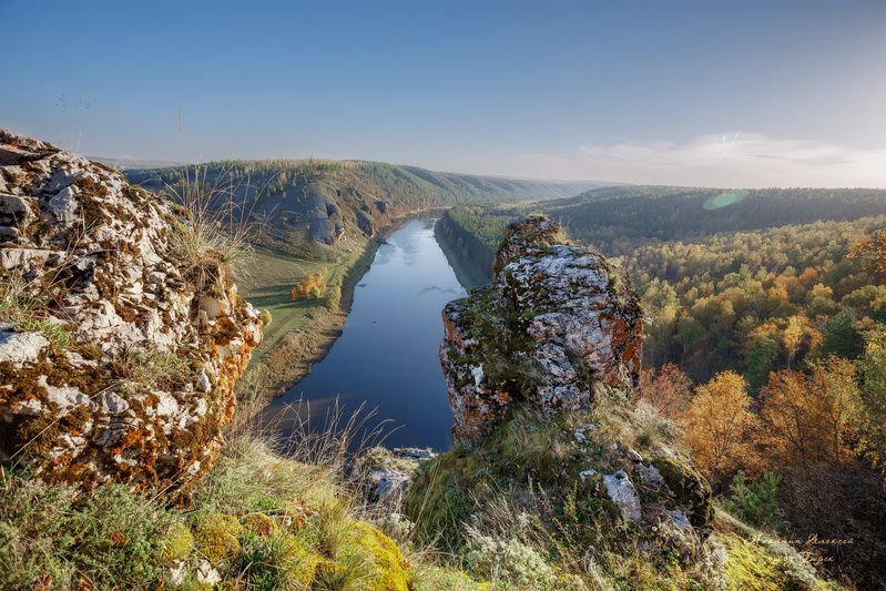 Каменные ворота на реке Ай. фото превью