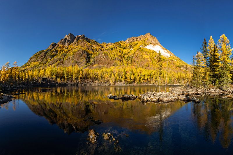 саяны, оло-нур, жомболок, бурятия Озёра Олон-Нур в сентябре фото превью