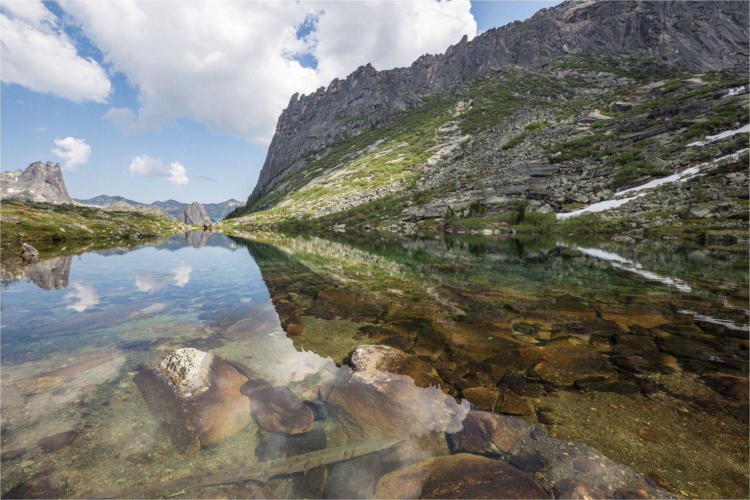 Озеро Мальчиков, Ергаки, Саяны, Зуб дракона, скалы, Виктор Зайцев