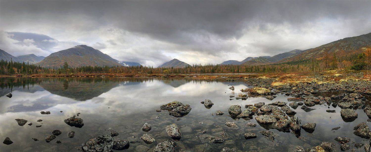 Заполярье, Мурманская область, Кольский полуостров, Хибины, осень, панорама, Полигональное озеро, Александр Бархатов