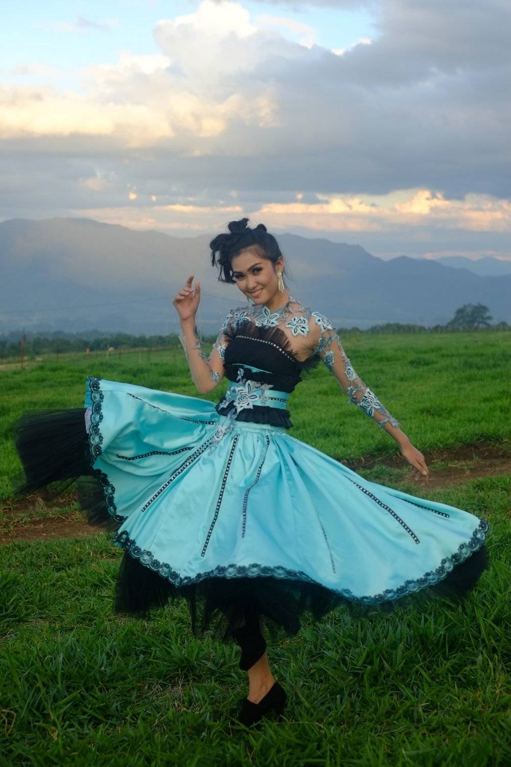 fashion, costume, people,, Domi Yanto