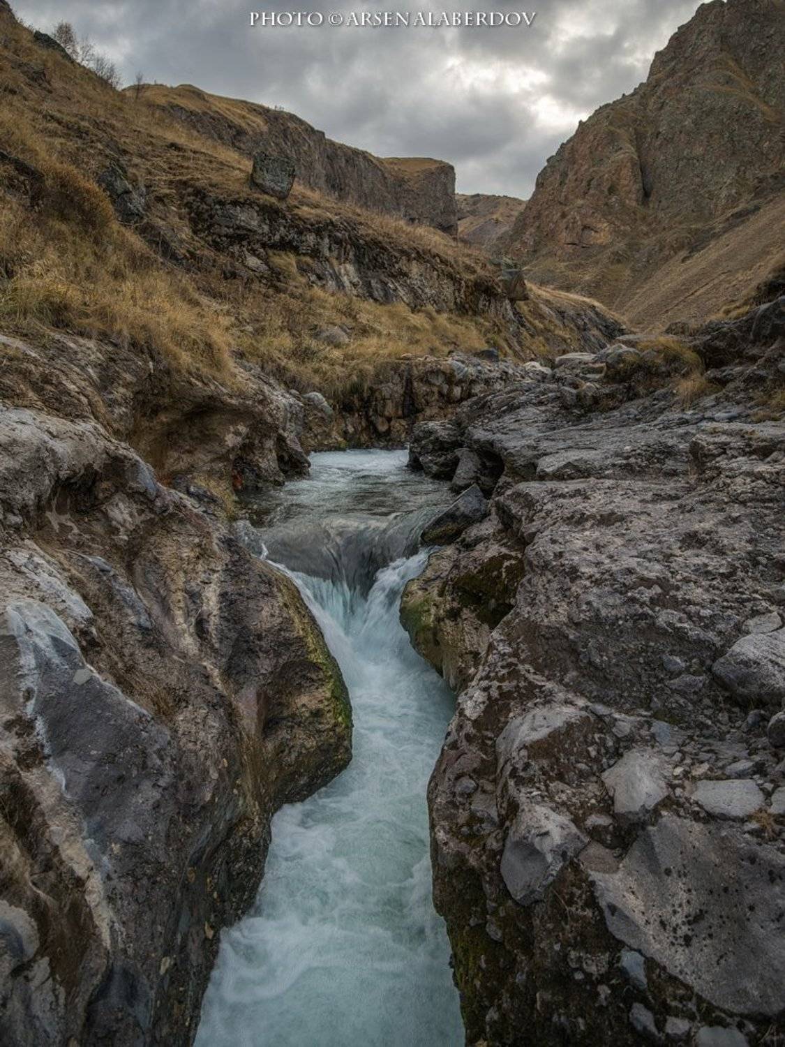 горная река, горы, кабардино-балкария, карачаево-черкесия, осень, поток, река, ручей, ущелье, Арсен Алабердов