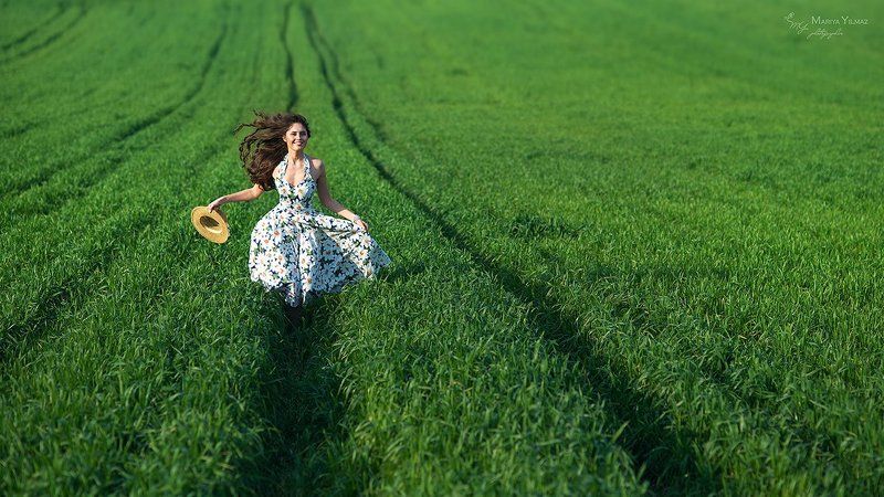 85mm, Colors, Grass, Green, Happy, Mariya yilmaz, Model, Mood, Nikon d610, Smile, Summer, Sun, Девушка, Зонтик, Лето, Поле, Счастье, Трава Life is Beautiful фото превью
