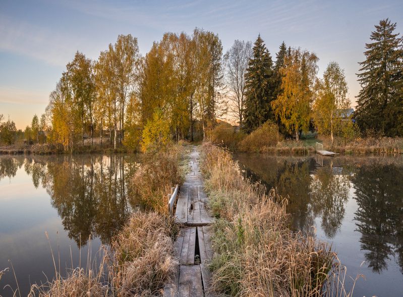 Первые осенние заморозки в селе Верхосунье фото превью