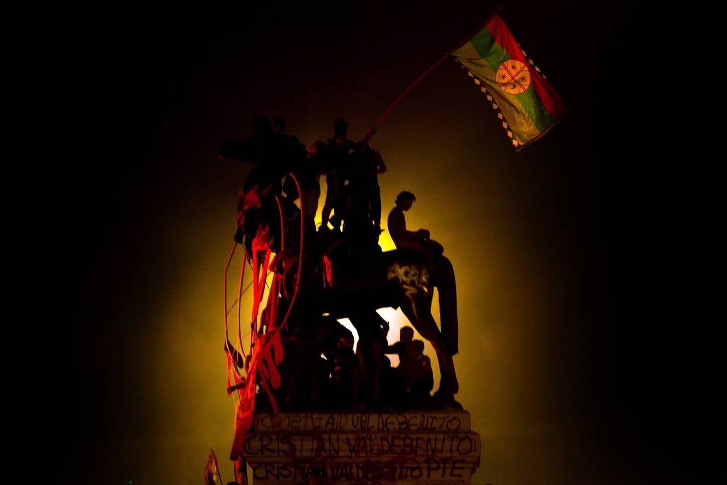 revuelta social, estallido social, 18 de octubre, octubre, estallido social en chile, pi&ntilde;era, basti&aacute;n cifuentes araya, periodistafurioso, periodista furioso, bastian cifuentes araya, reportage spotlight,, Cifuentes Araya Basti&aacute;n