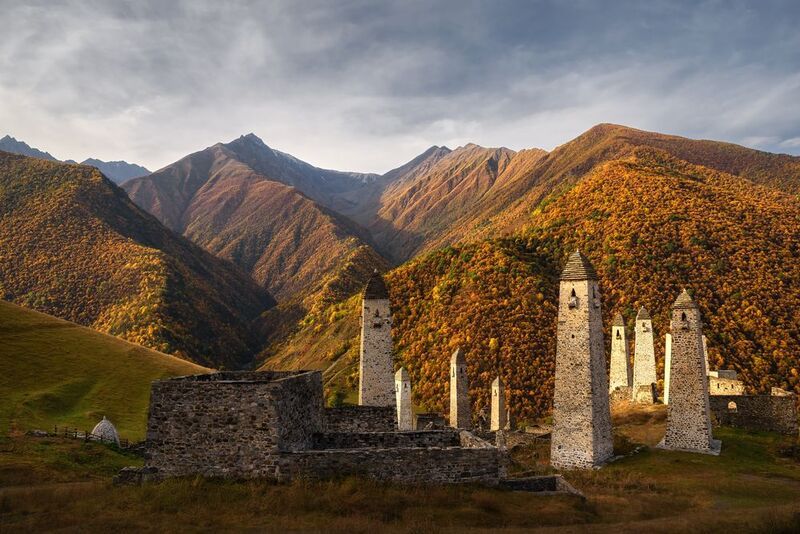 кавказ, горы, ингушетия, эрзи, башня, башни, осень в горах, осень, осенний пейзаж, горы осенью, утро в горах, утро Утро в башенном комплексе Эрзи фото превью
