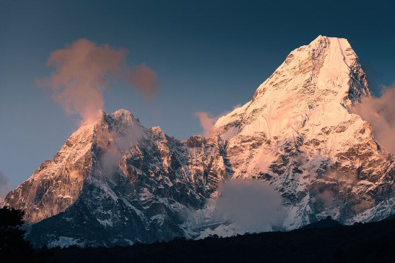 Ама-Даблам на закате фото превью