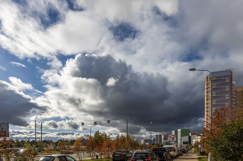 Накрывает фото превью