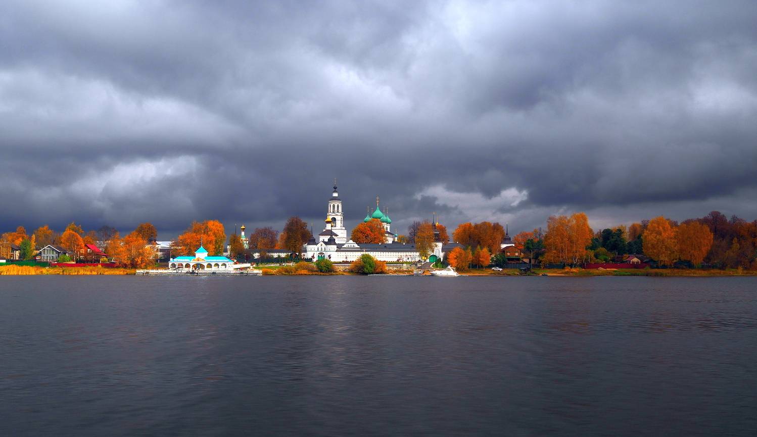 волга река монастырь, ANDREY PERESHEIN