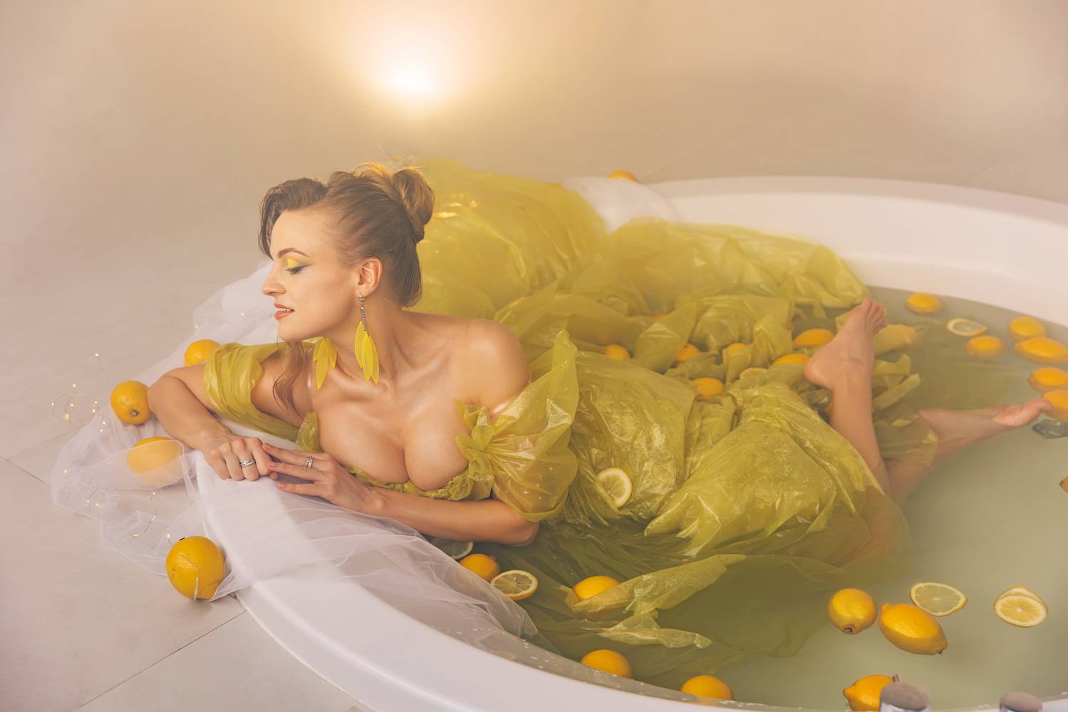 lemon spa woman yellow, Надежда Воробьёва