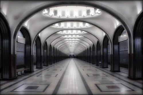 станция метро Маяковская. Москва