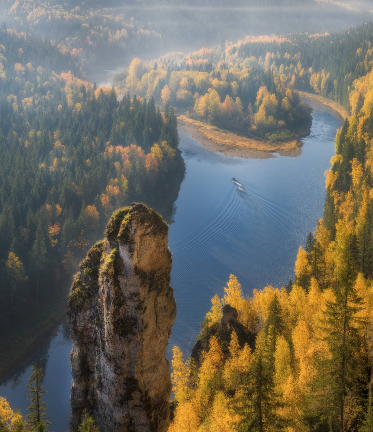 , Михаил Устюжанин