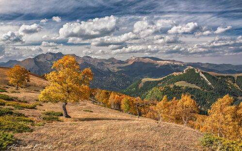 Когда в горах осень