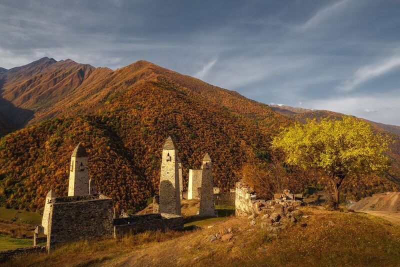 кавказ,горы, ингушетия, эрзи, башня, башни, осень в горах, осень, осенний пейзаж, горы осенью, утро в горах, утро Солнечная Ингушетия фото превью