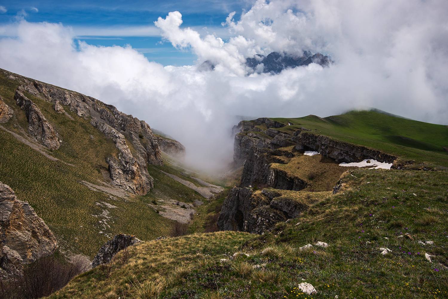 , Юрий Коваленко