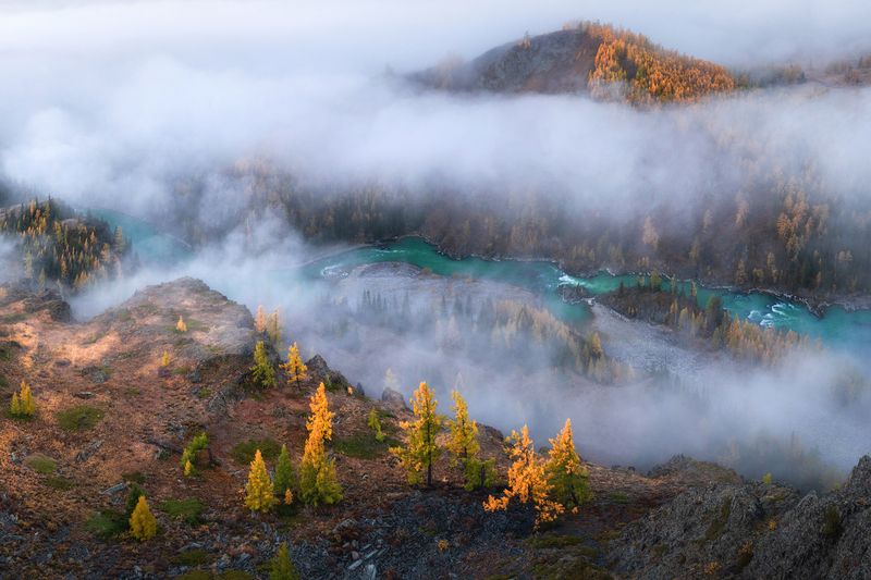 Над обрывом фото превью