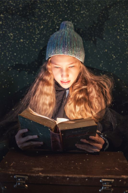 Настало время страшных и волшебных историй... фото превью