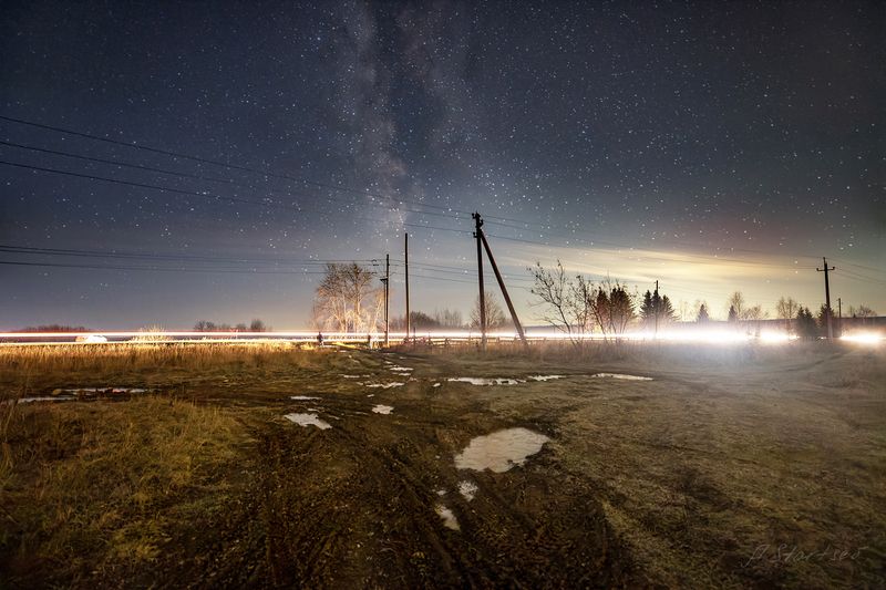 ночь, звезды, небо, млечный путь, пермский край Млечный Путь над дорогой фото превью