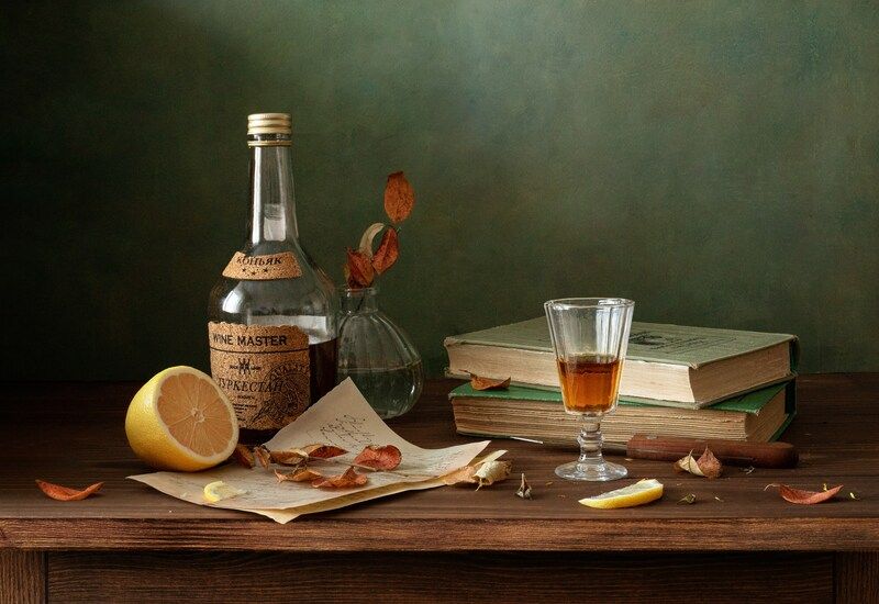 натюрморт С коньяком и лимоном фото превью