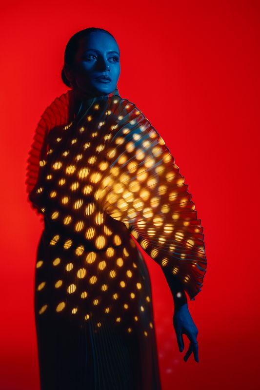 портрет, девушка, цвет, студия, платье Каринэ фото превью