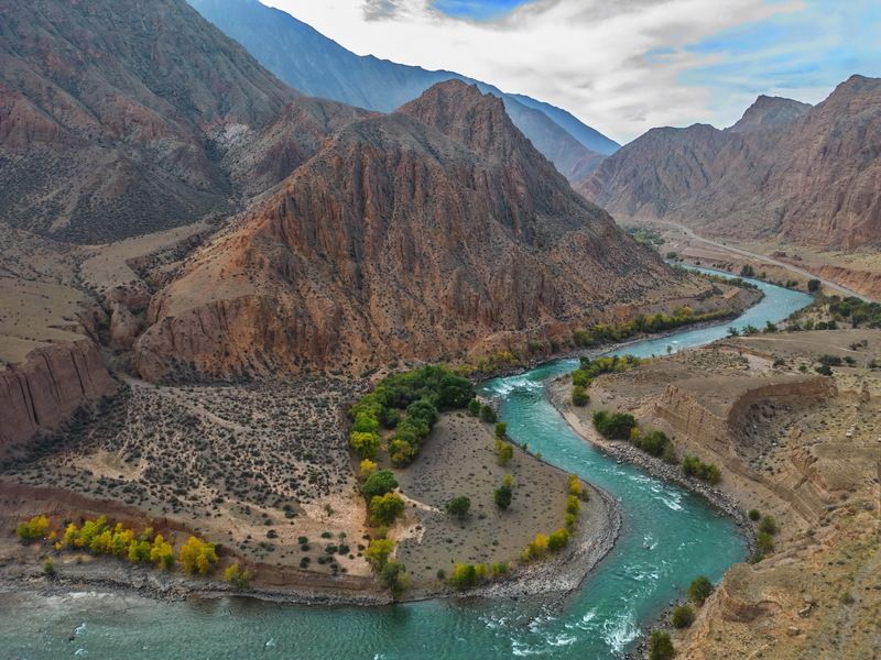 кыргызстан  горы нарын Долина реки Нарын фото превью