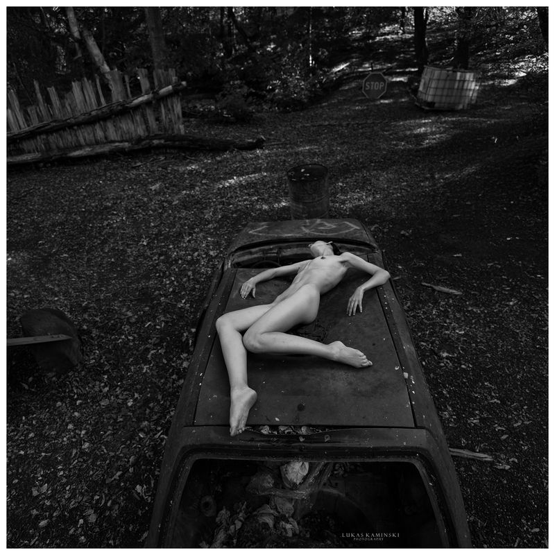 girl,postapo,blackwhite,nudenoir,photo After Tommorrow  фото превью