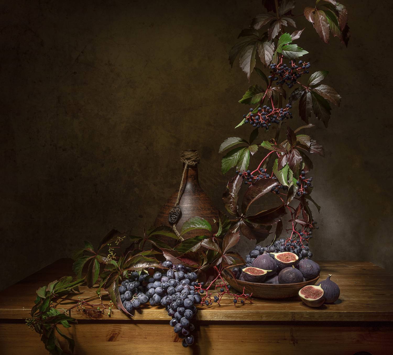 натюрморт, девичий виноград, виноград, инжир, Татьяна Феденкова