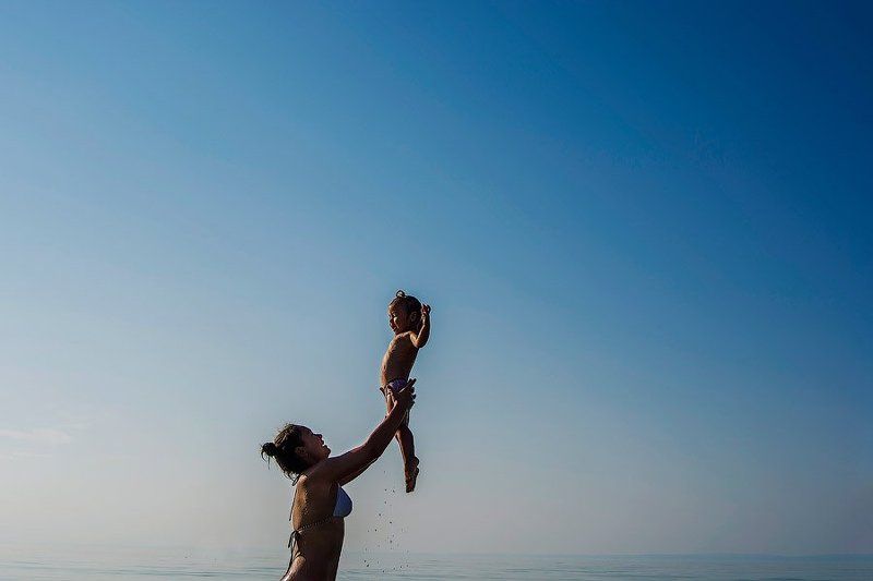 Сестры фото превью