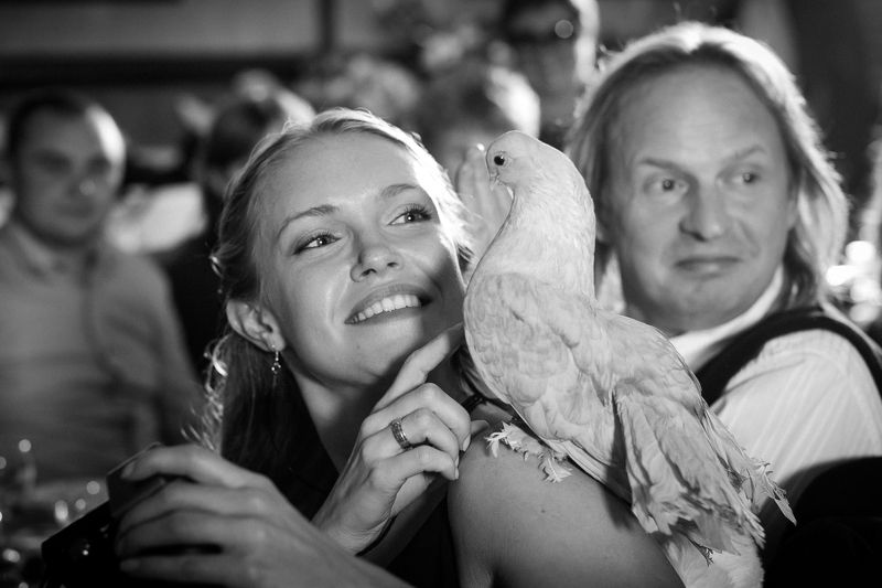 люди, лица, жанровый портрет, репортаж, монохром, эмоции Гостья фото превью