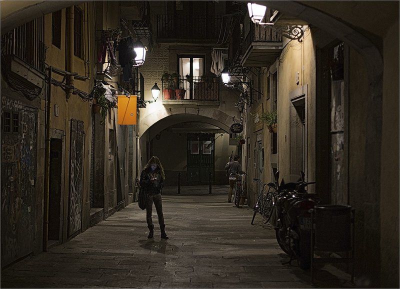 Барселона Звонок в Барселону фото превью