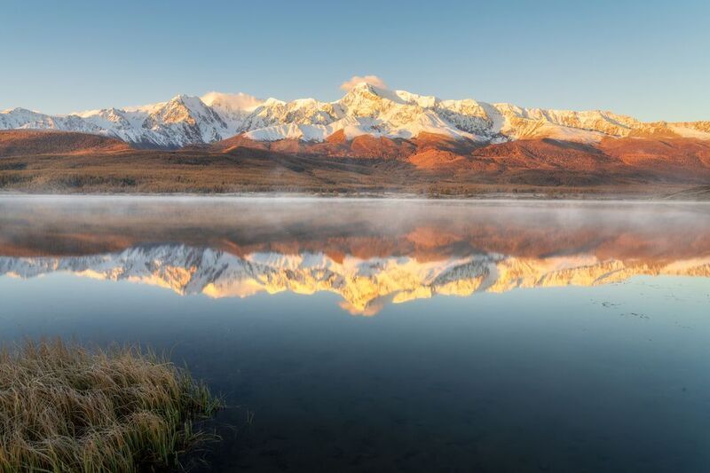 Туманное утро фото превью
