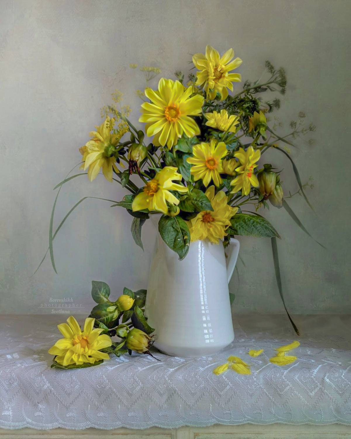 натюрморт,  ваза, цветы, светлый ключ, прованс, авторскоефото, светланаборовских, и, Светлана Боровских