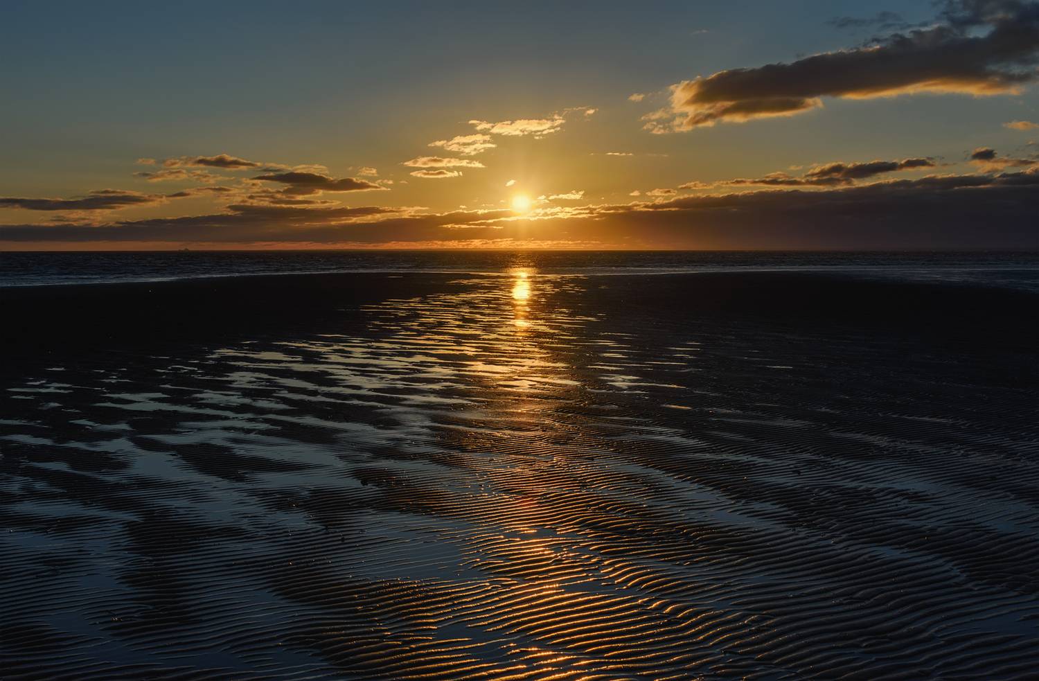 осень, сентябрь, закат, море, белое море, тучи, небо, солнце, берег, блики, Вера Ра