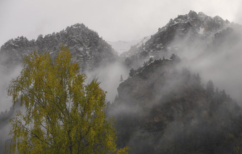 Осень в горах фото превью