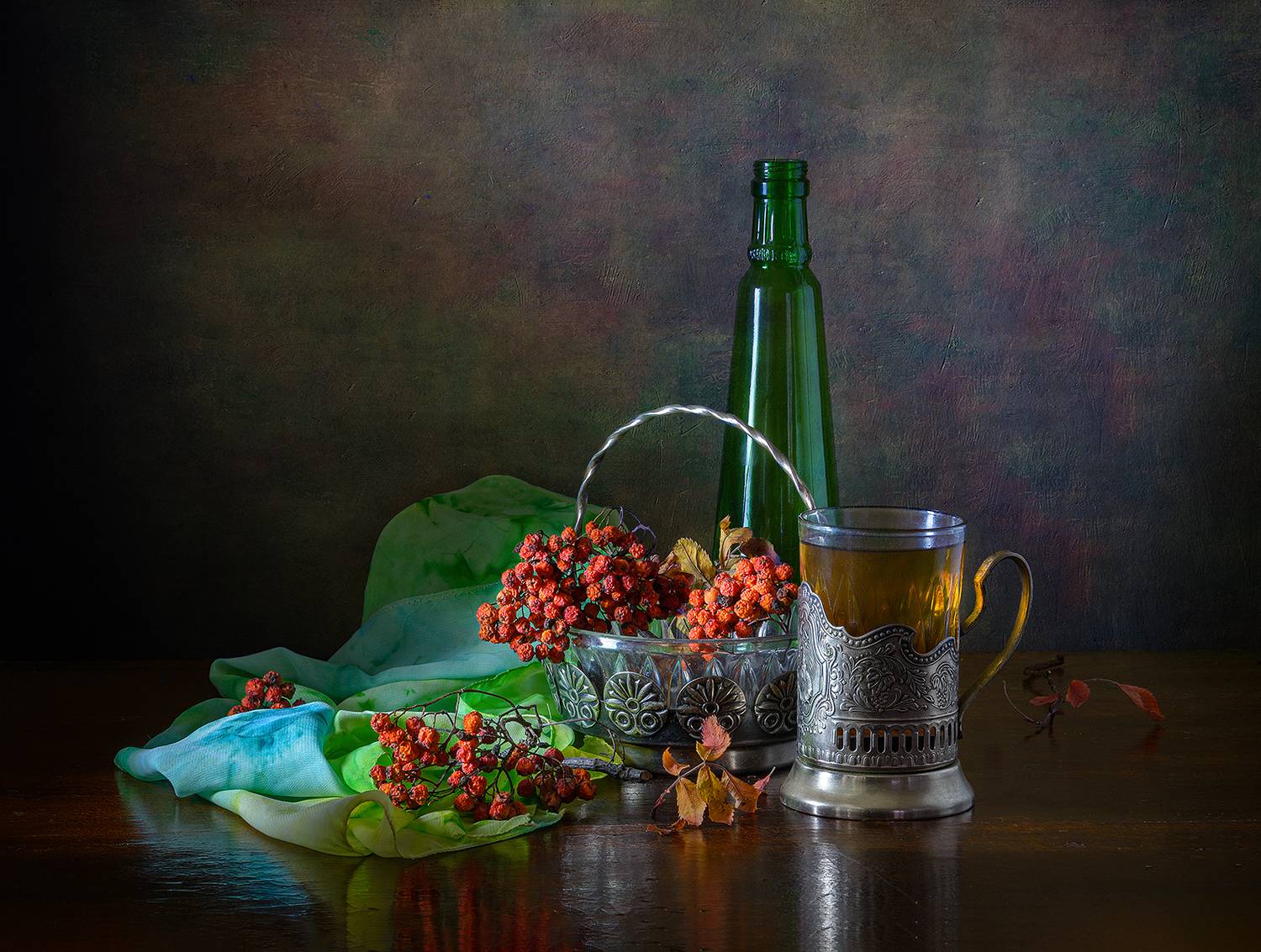 стакан, рябина, подстаканник, чай, бутылка, ваза, Алексей Бычков