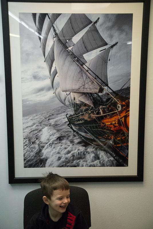 На выставке фото превью