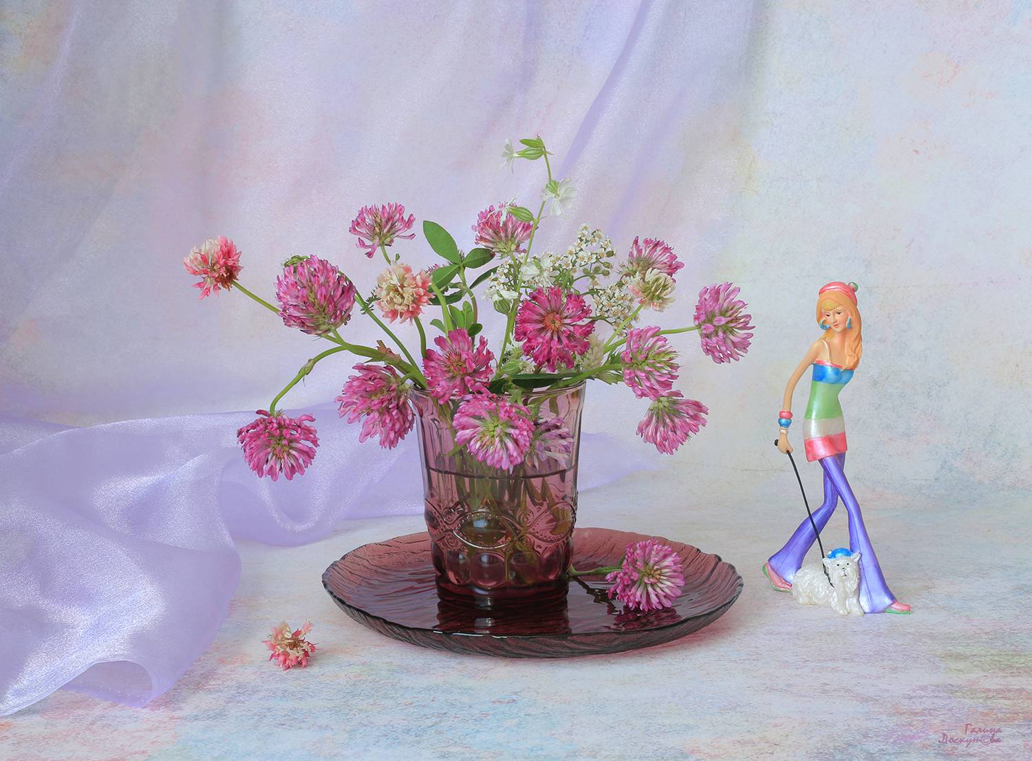 букет, клевер, статуэтка, тарелка, стакан, Галина Лоскутова