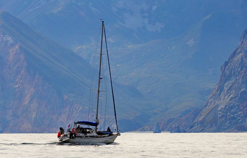 камчатка, скалы, тихий океан, путешествие, яхта К неизведанным берегам.. фото превью
