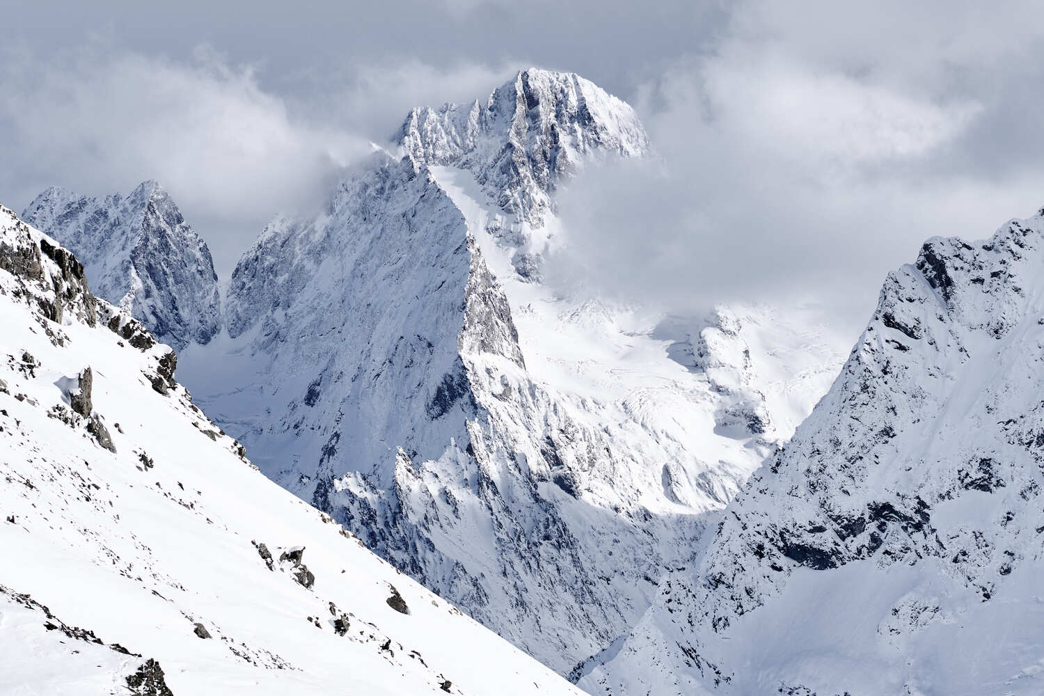 Домбай, Ян Абдулаев