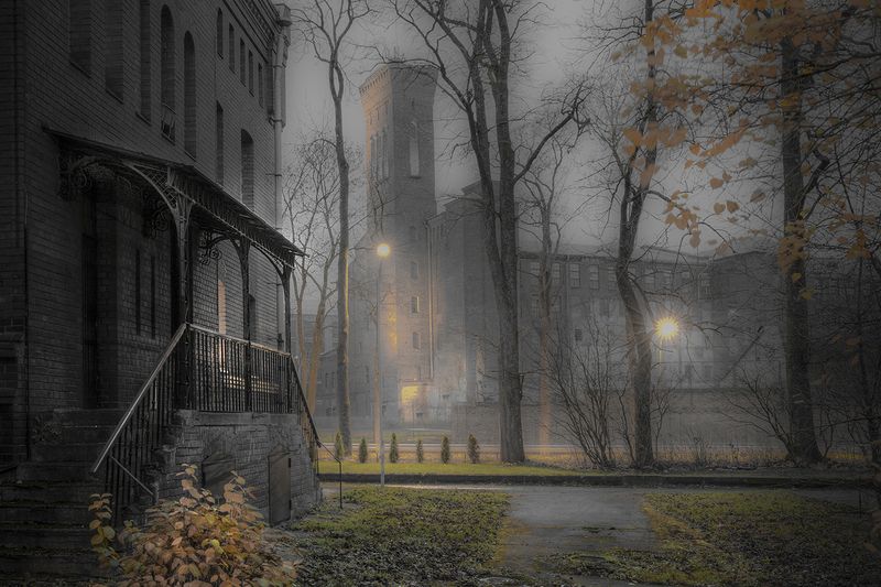 нарва осень вечер ноябрь кренгольм Ноябрь в Нарве фото превью