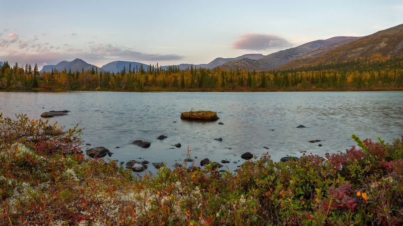 Каменный островок фото превью