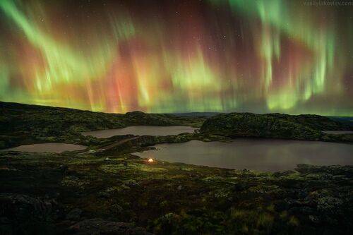 Ночь близ хребта Мустатунтури