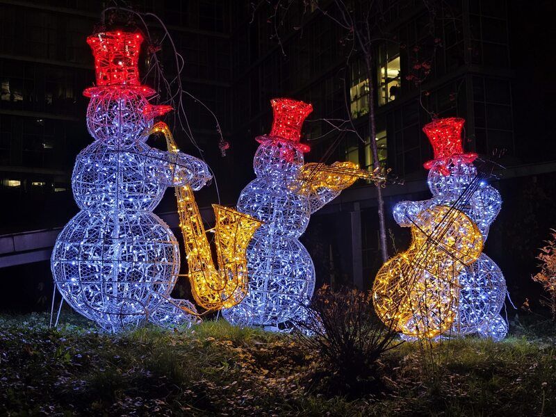 снеговик, новый год Новогоднее снежное трио фото превью