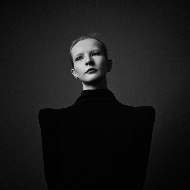 Белая лента фото превью